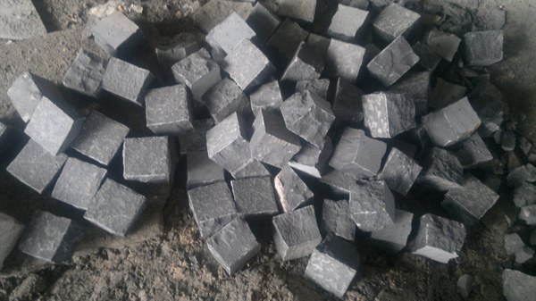basalt cobble setts