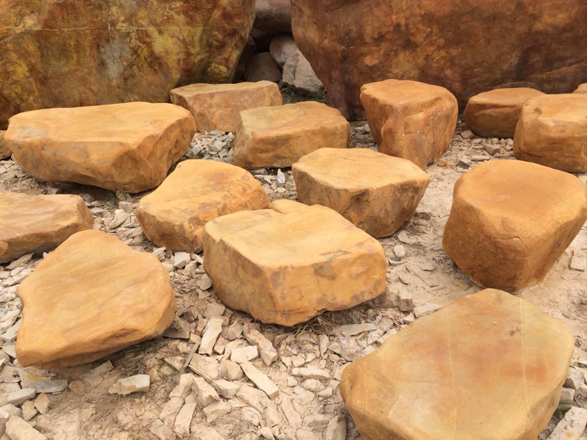 Flat boulders 